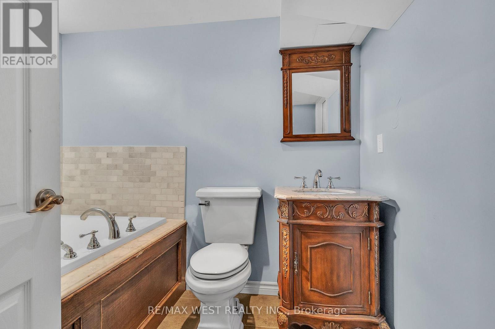 92 Ridgefield Crescent, Vaughan, Ontario  L6A 1J8 - Photo 32 - N12152334