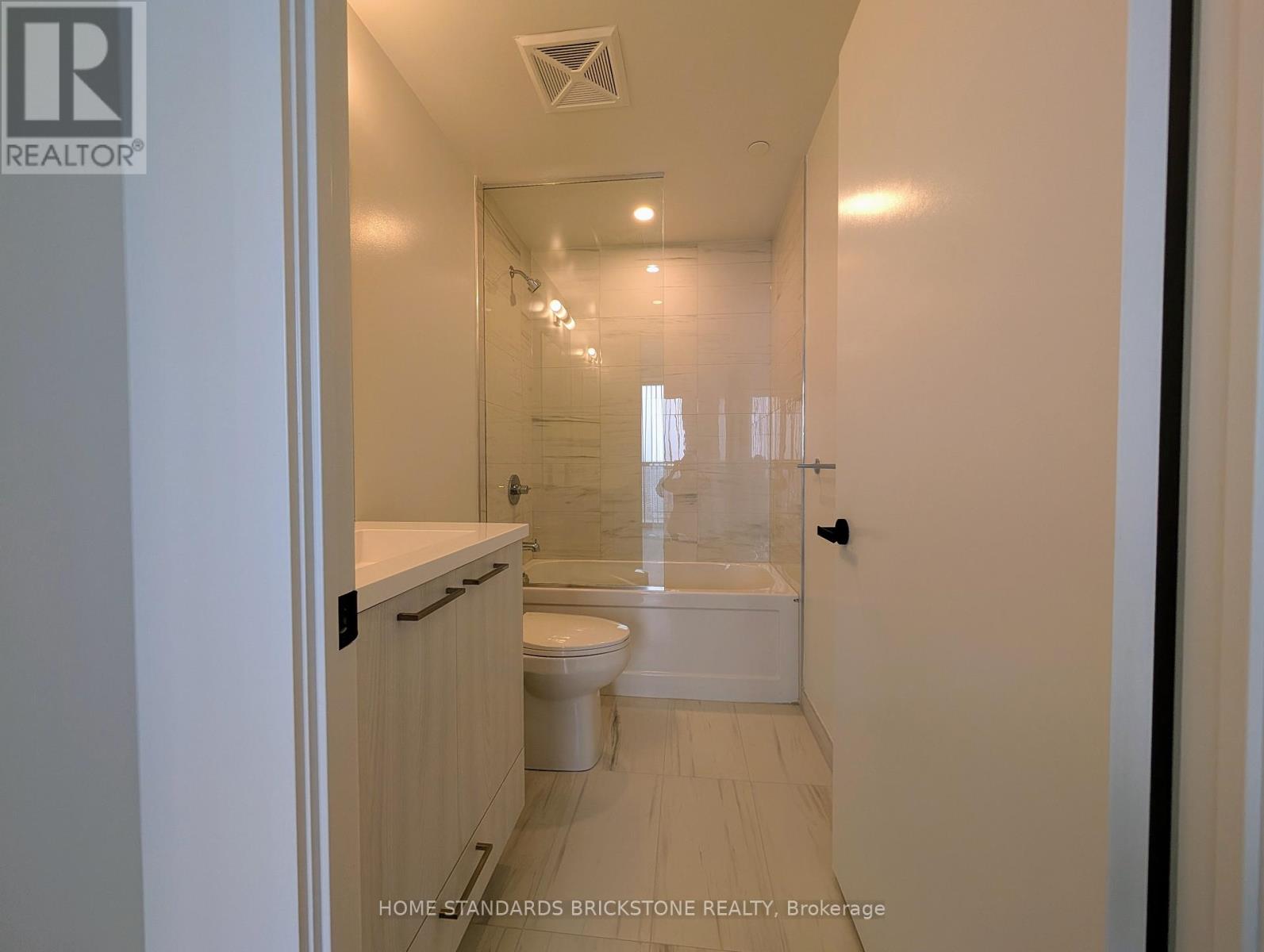 3208 - 225 Commerce Street, Vaughan, Ontario  L4K 0R1 - Photo 12 - N12152391