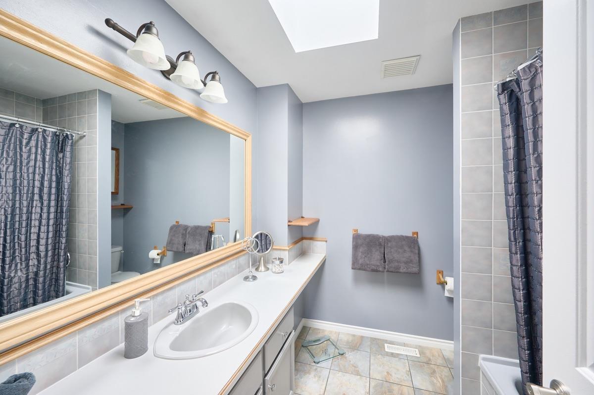 16367 S Glenwood Crescent, Surrey, British Columbia  V4N 1V4 - Photo 25 - R3003432