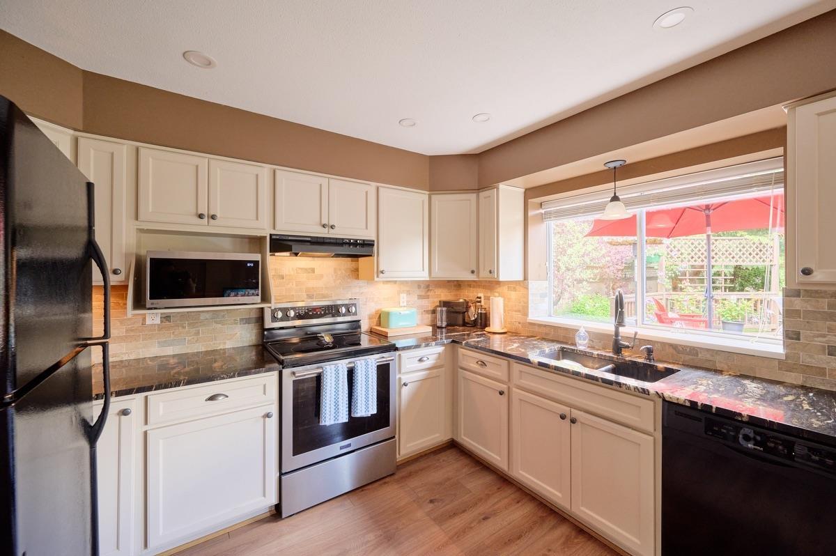 16367 S Glenwood Crescent, Surrey, British Columbia  V4N 1V4 - Photo 16 - R3003432