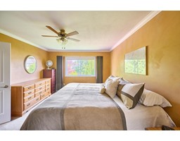 16367 S GLENWOOD CRESCENT, Surrey property photo listing R3003432 for sale