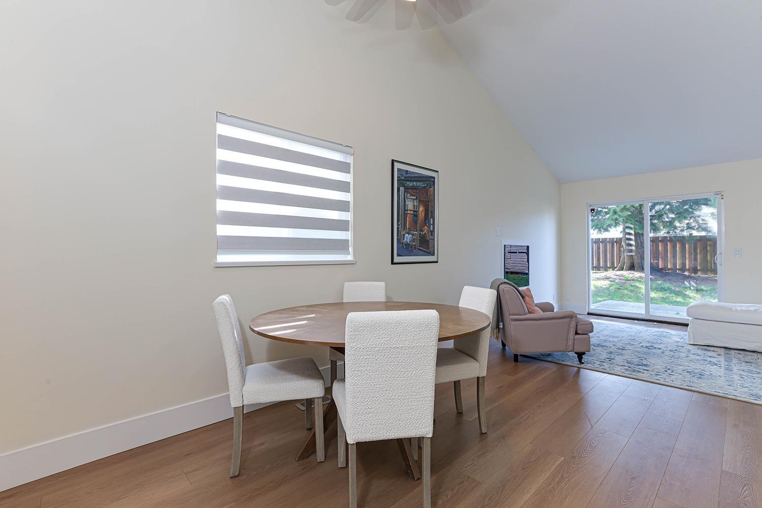 12458 76b Avenue, Surrey, British Columbia  V3W 7W6 - Photo 6 - R3003515