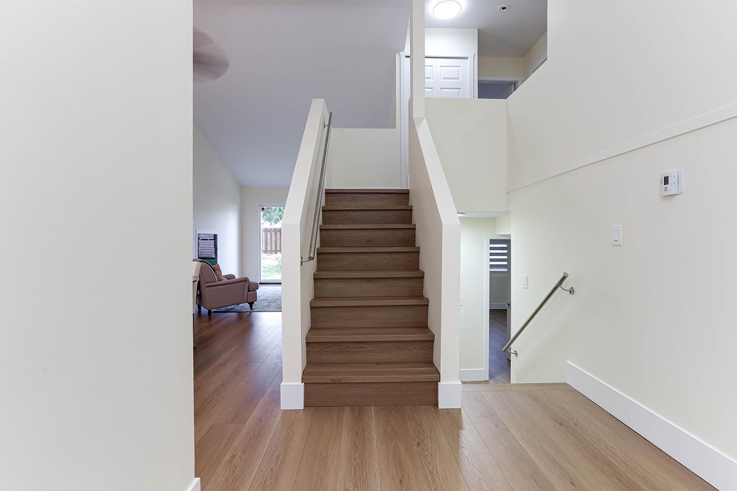 12458 76b Avenue, Surrey, British Columbia  V3W 7W6 - Photo 9 - R3003515