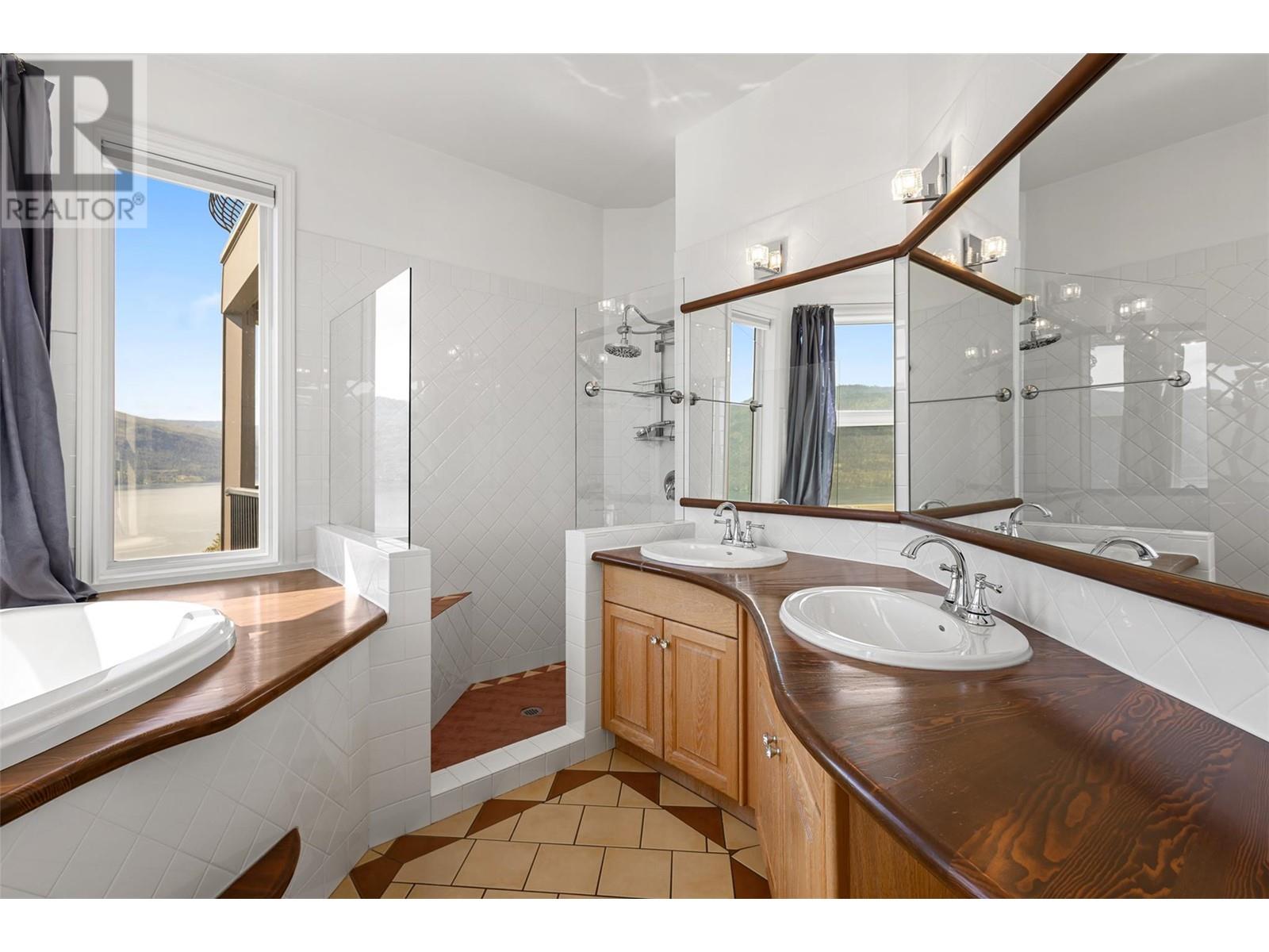 10340 Nighthawk Road, Lake Country, British Columbia  V4V 2K7 - Photo 45 - 10347850