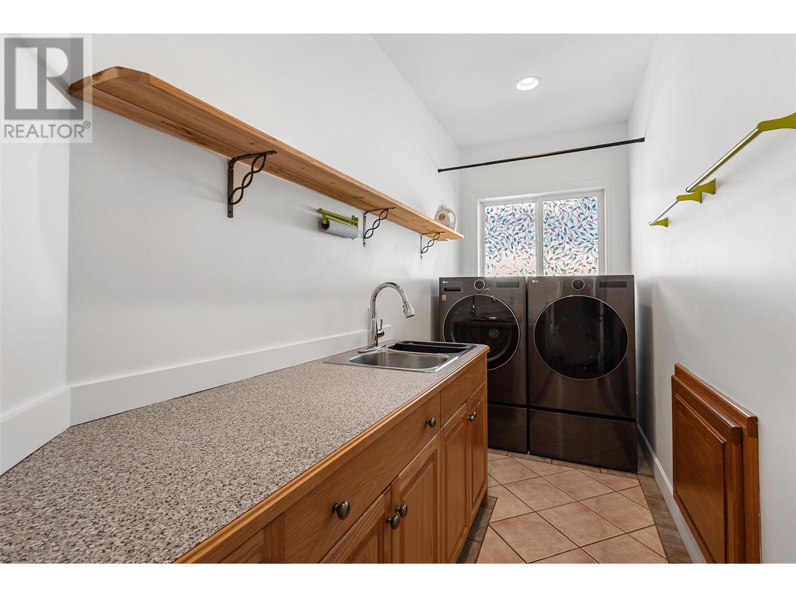 10340 Nighthawk Road, Lake Country, British Columbia  V4V 2K7 - Photo 51 - 10347850