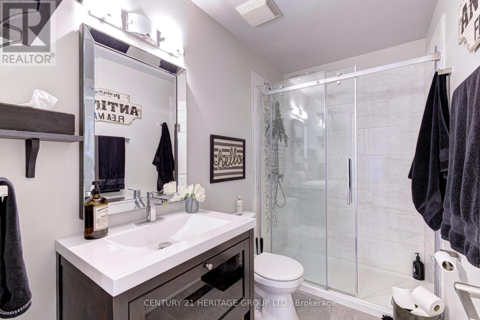 5489 Milburough Line, Burlington, Ontario  L7P 0C6 - Photo 16 - W12152393