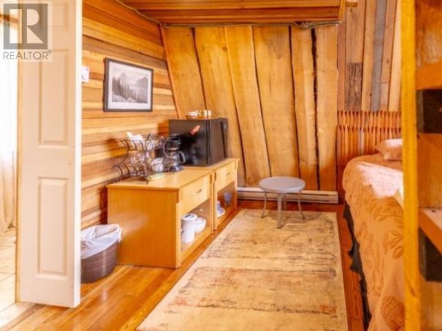 10052 Malaspina Rd, Powell River, British Columbia V8A 0G3 - Photo 24 - 18960