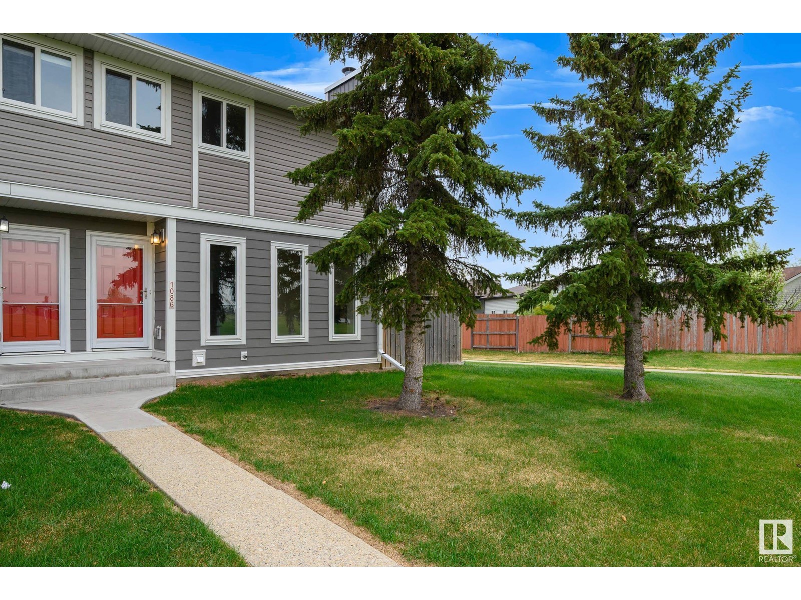 Property at 1086 LAKEWOOD RD N NW image 3