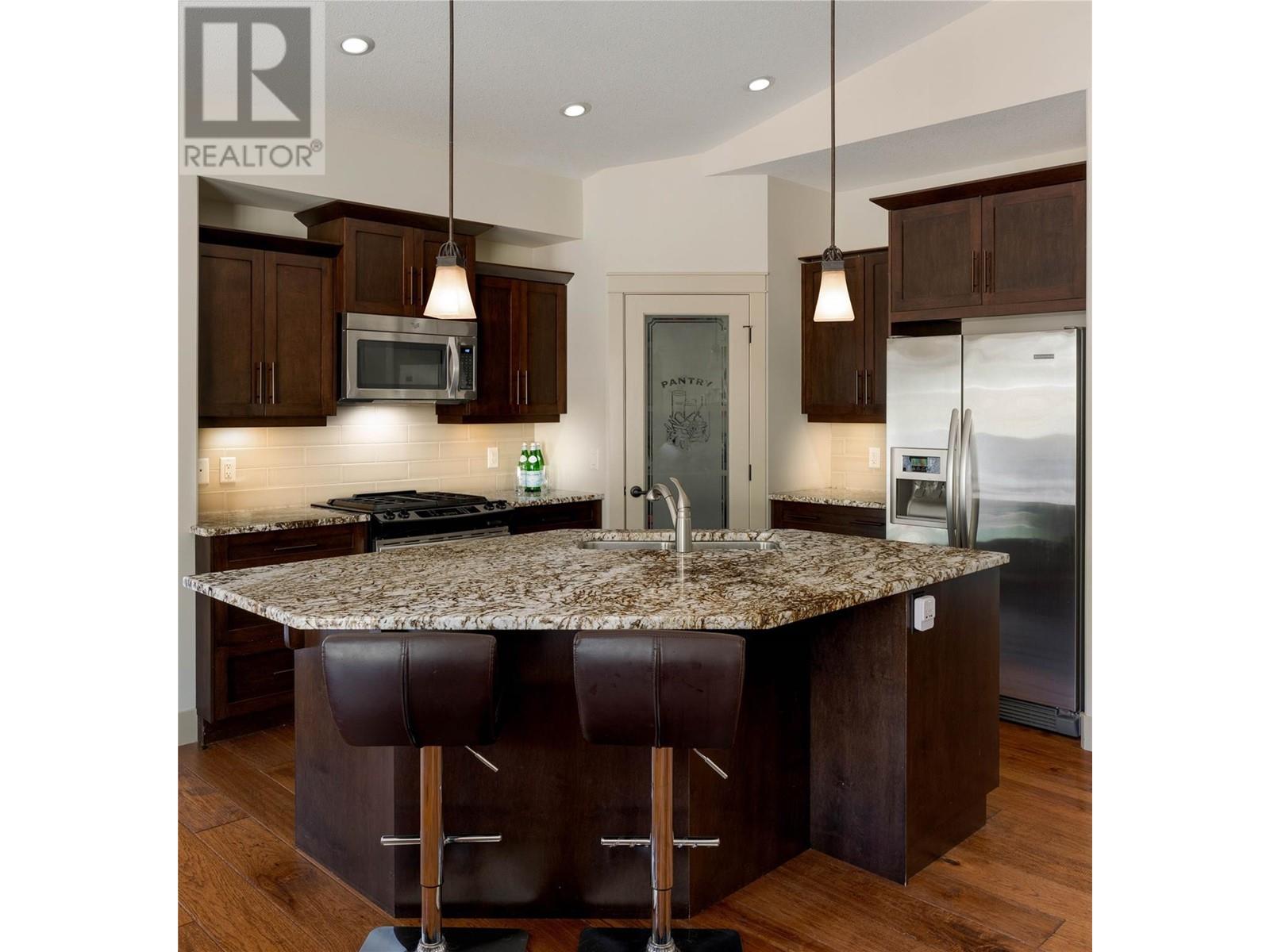 Property at 2390 Tallus Ridge Drive image 4