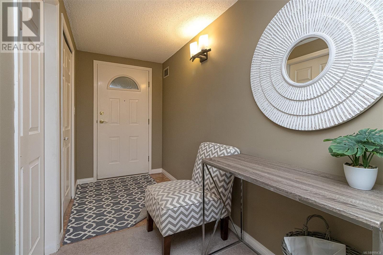 Property at 305 11 Cooperage Pl image 2