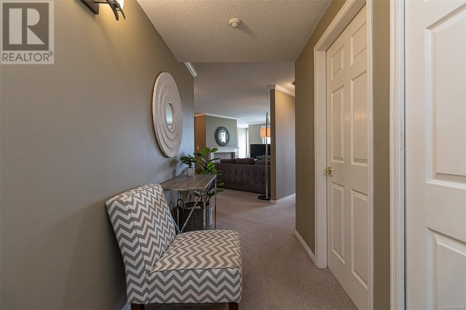 Property at 305 11 Cooperage Pl image 3