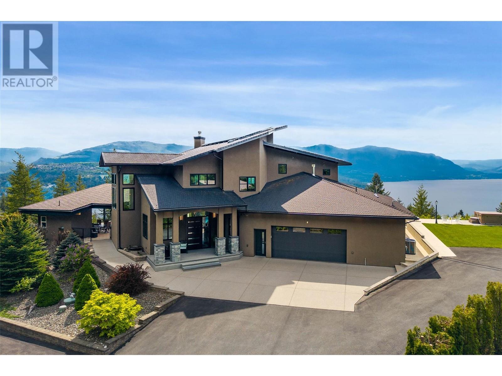 3655 McBride Road, Blind Bay, BC V0E1H1