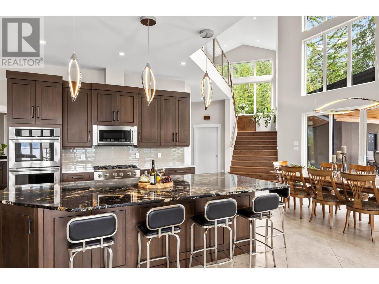 3655 McBride Road, Blind Bay, BC V0E1H1