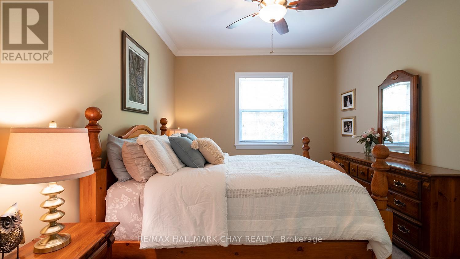 18 Maple Court, Severn (Coldwater), Ontario  L0K 1E0 - Photo 16 - S12152235