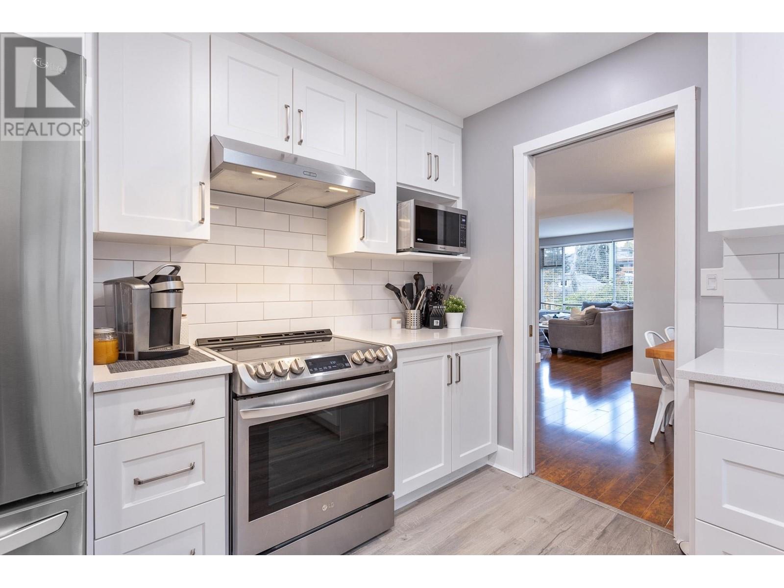 2230 Hawthorne Avenue, Port Coquitlam, British Columbia  V3C 1W6 - Photo 10 - R3003510