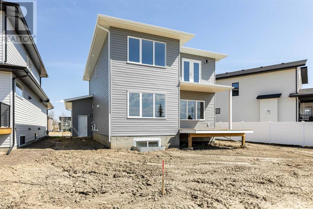Property at 36 Emmett Crescent image 4