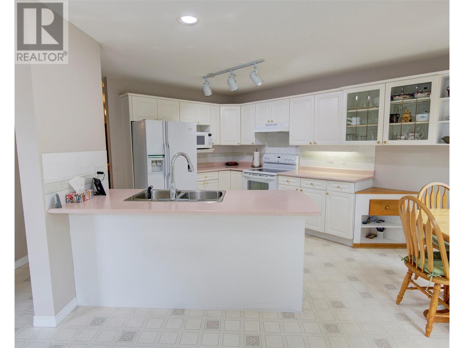 3300 Centennial Drive Unit# 109, Vernon, BC V1T9M5