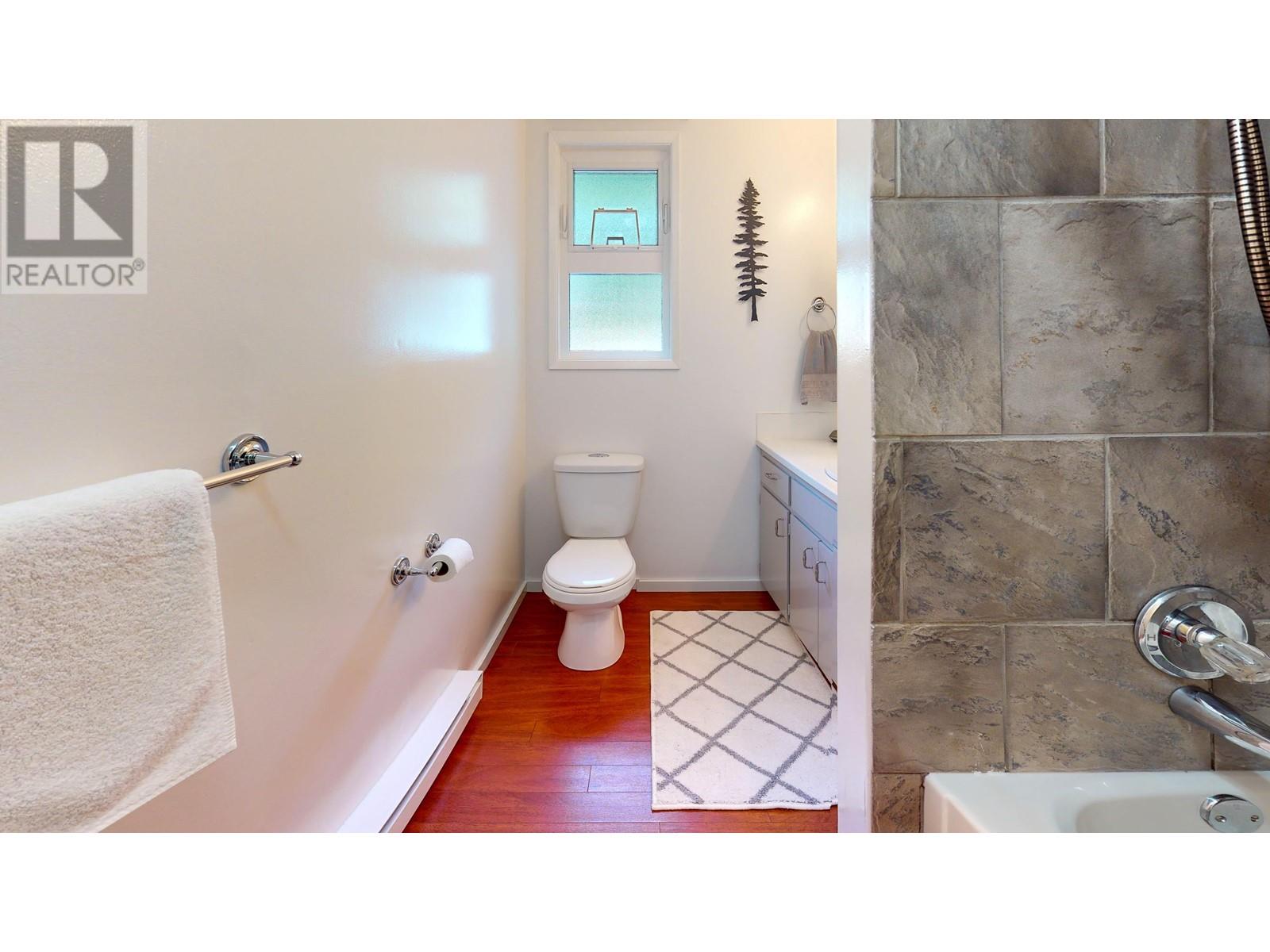 4569 Francis Peninsula Road, Madeira Park, British Columbia  V0N 2H1 - Photo 18 - R2985193