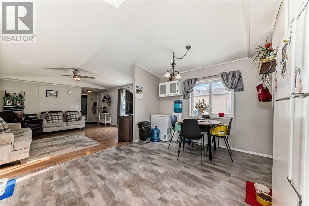 95, 3223 83 Street Nw, Calgary, Alberta  T3B 5M9 - Photo 9 - A2221066