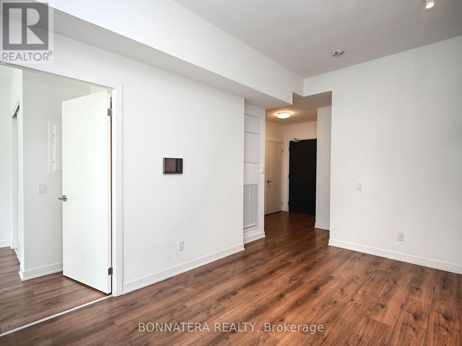 319 - 405 Dundas Street W, Oakville, Ontario  L6M 5P9 - Photo 21 - W12152413