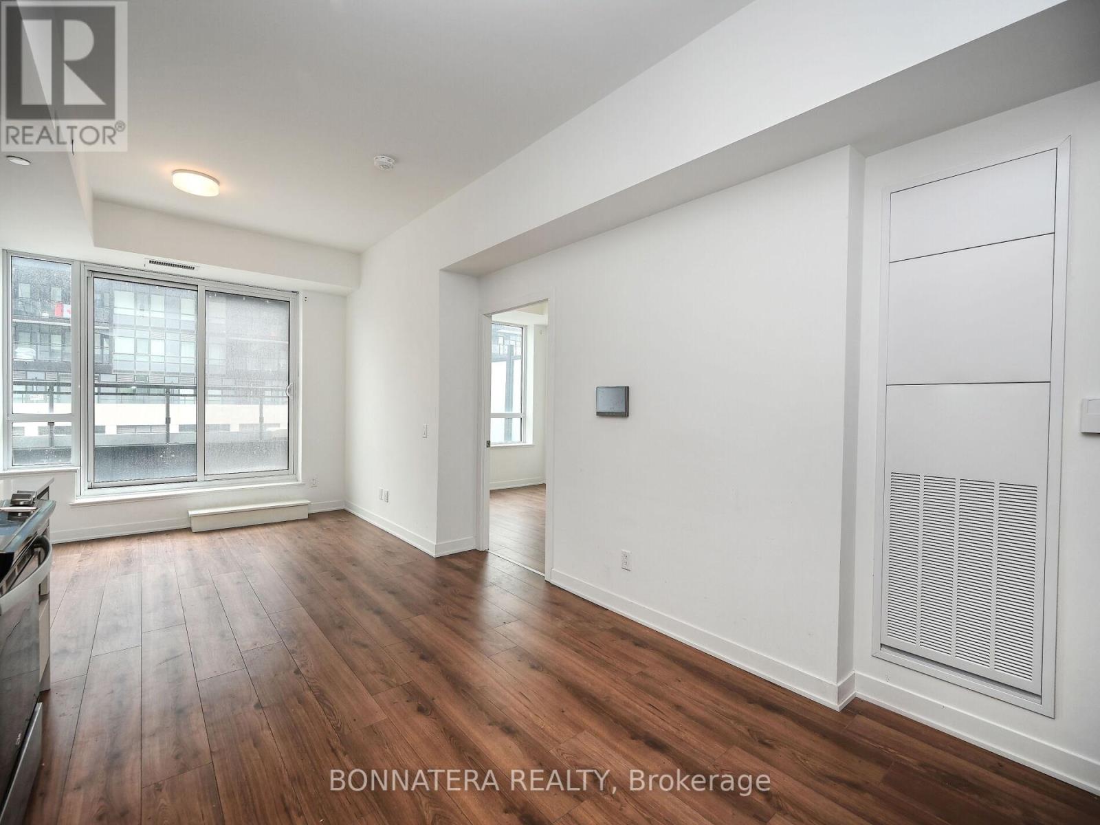319 - 405 Dundas Street W, Oakville, Ontario  L6M 5P9 - Photo 22 - W12152413