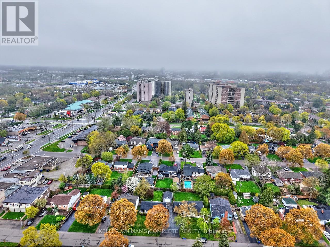 965 Kingsway Drive, Burlington, Ontario  L7T 3J1 - Photo 4 - W12132842