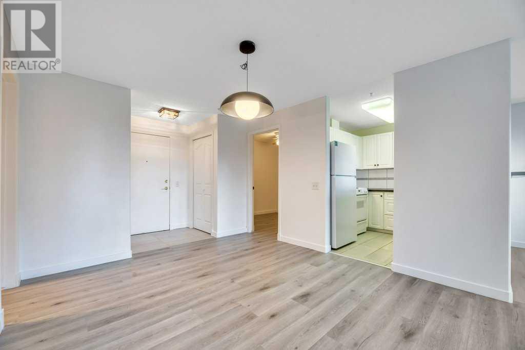 Property at 5240, 5000 Somervale Court SW image 4