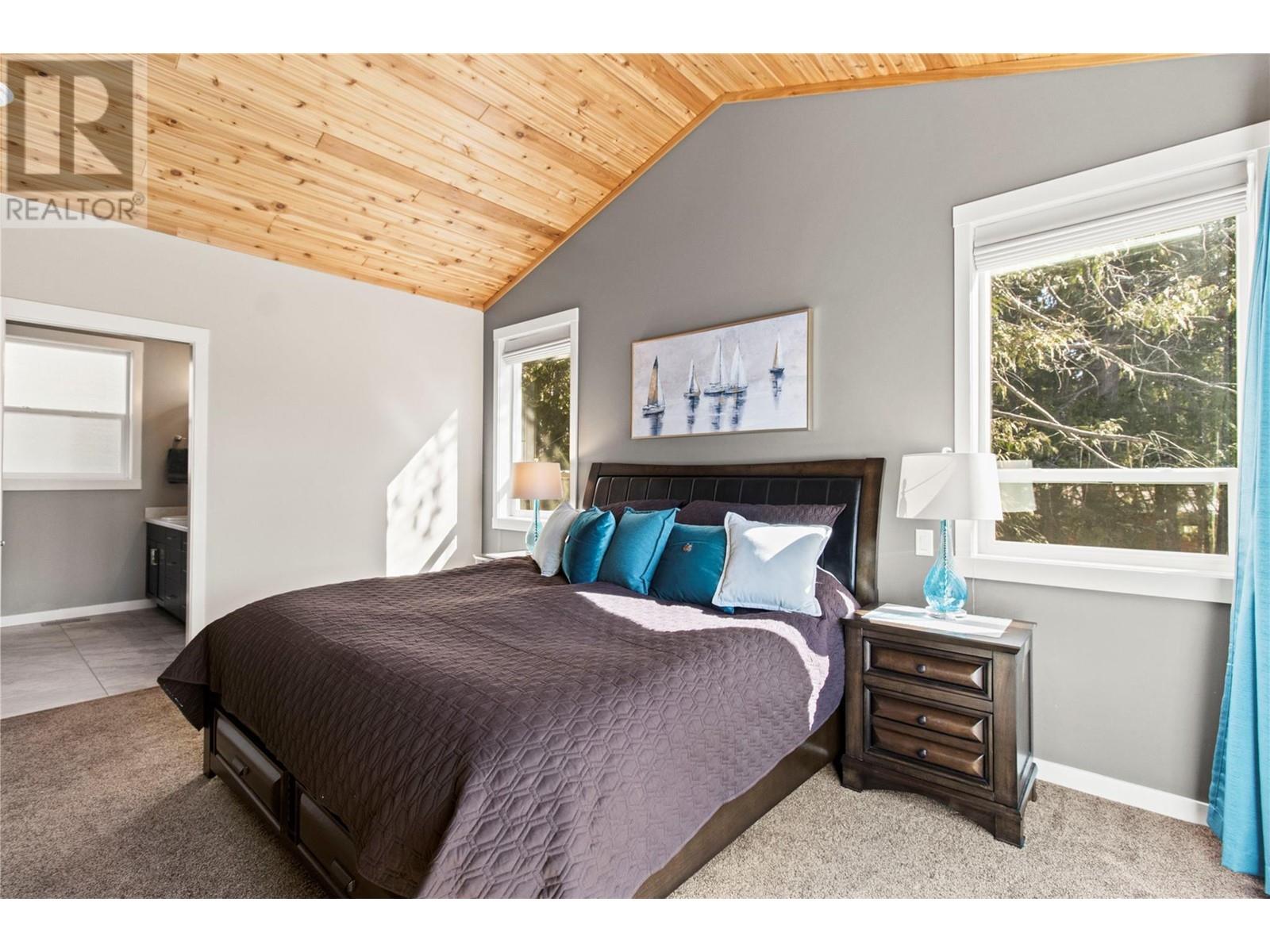 6076 Davis Road, Magna Bay, British Columbia  V0E 1M7 - Photo 33 - 10338843
