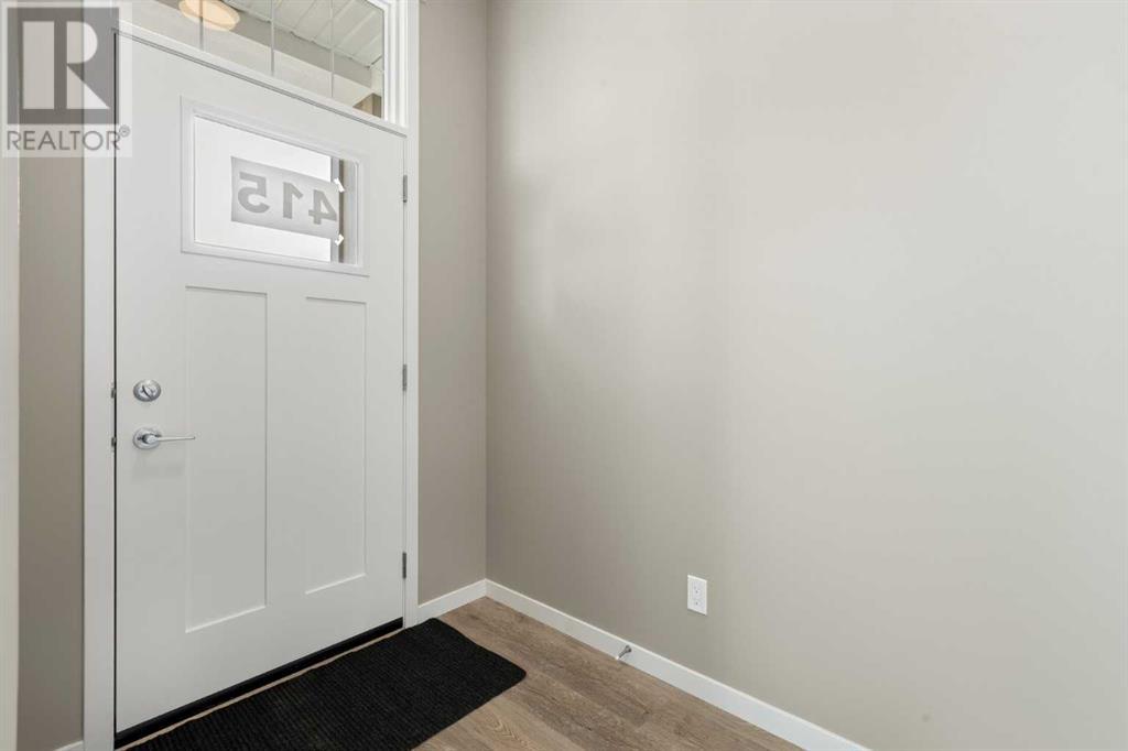 415 Hotchkiss Manor Se, Calgary, Alberta  T3S 0N3 - Photo 3 - A2221785