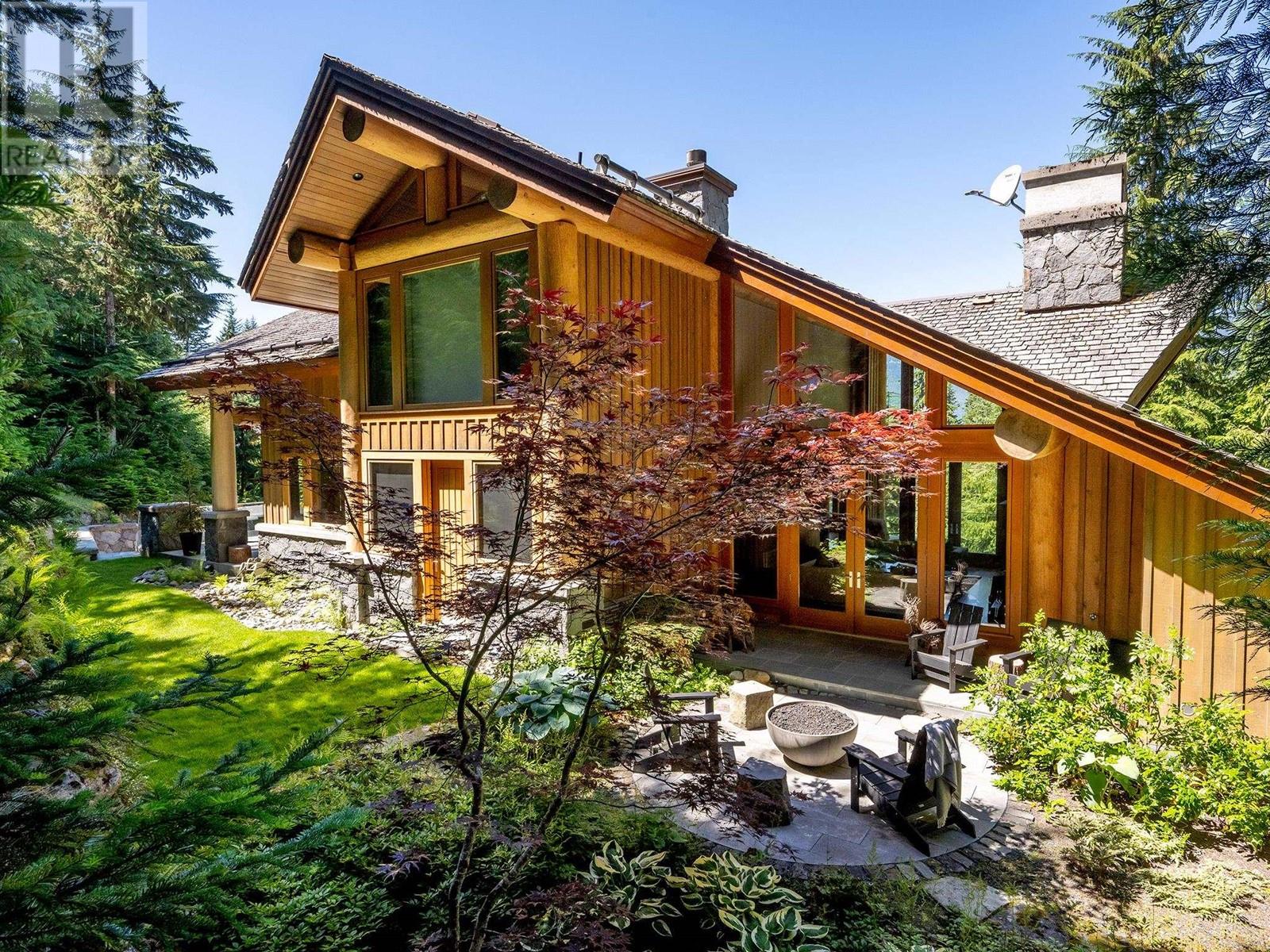 4673 Blackcomb Way, Whistler, British Columbia  V8E 0Z3 - Photo 9 - R2993045