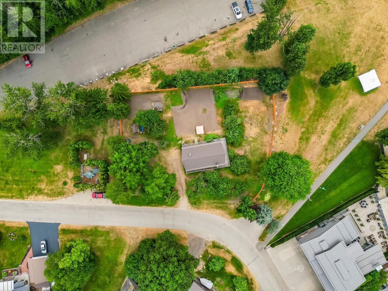 1416 Silver Sands Road, Sicamous, British Columbia  V0E 2V4 - Photo 11 - 10348142