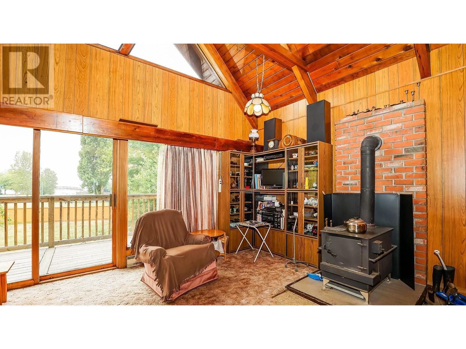 1416 Silver Sands Road, Sicamous, British Columbia  V0E 2V4 - Photo 6 - 10348142