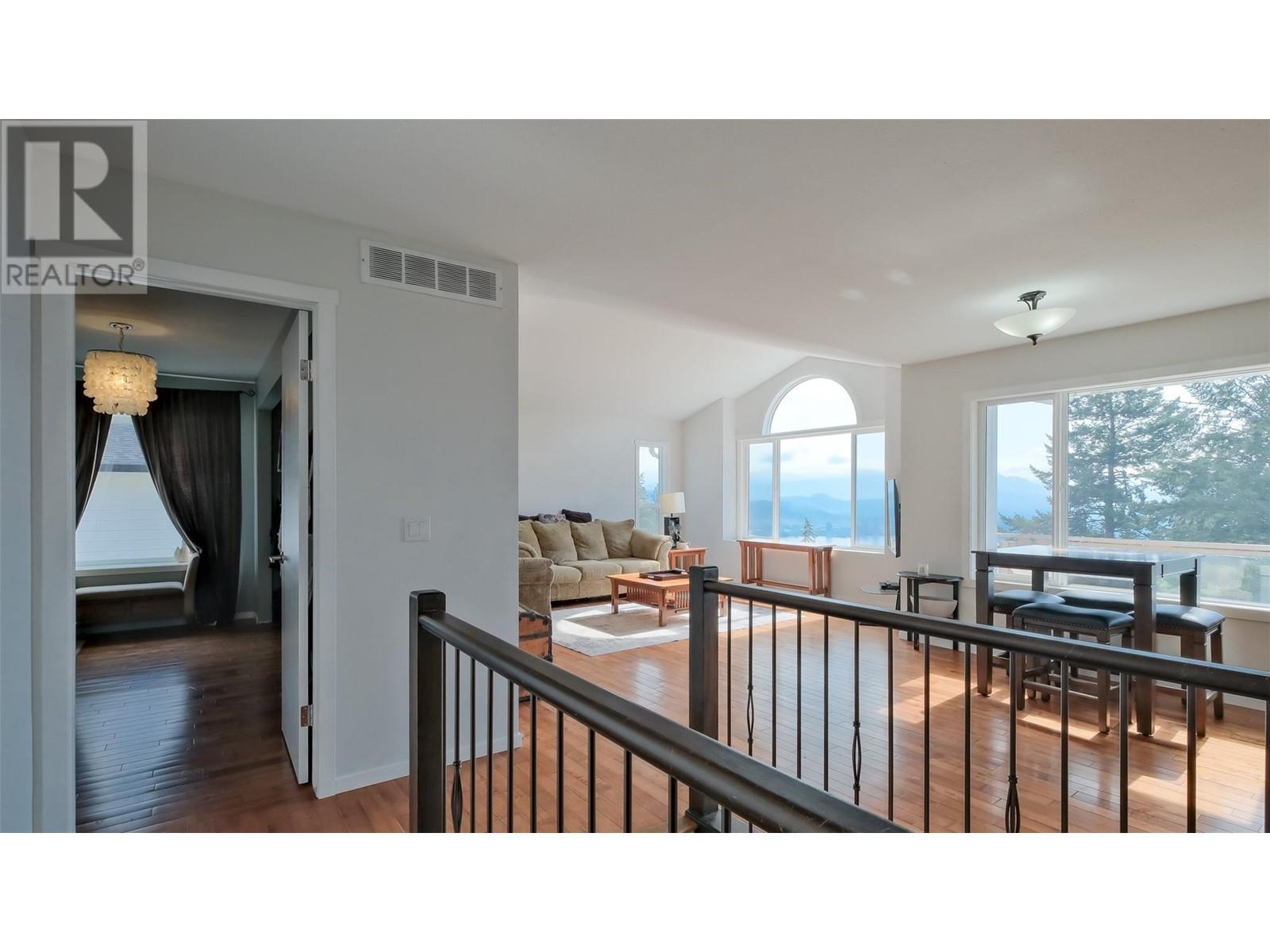 1556 Blackwood Drive, West Kelowna, British Columbia  V1Z 3B7 - Photo 9 - 10348208