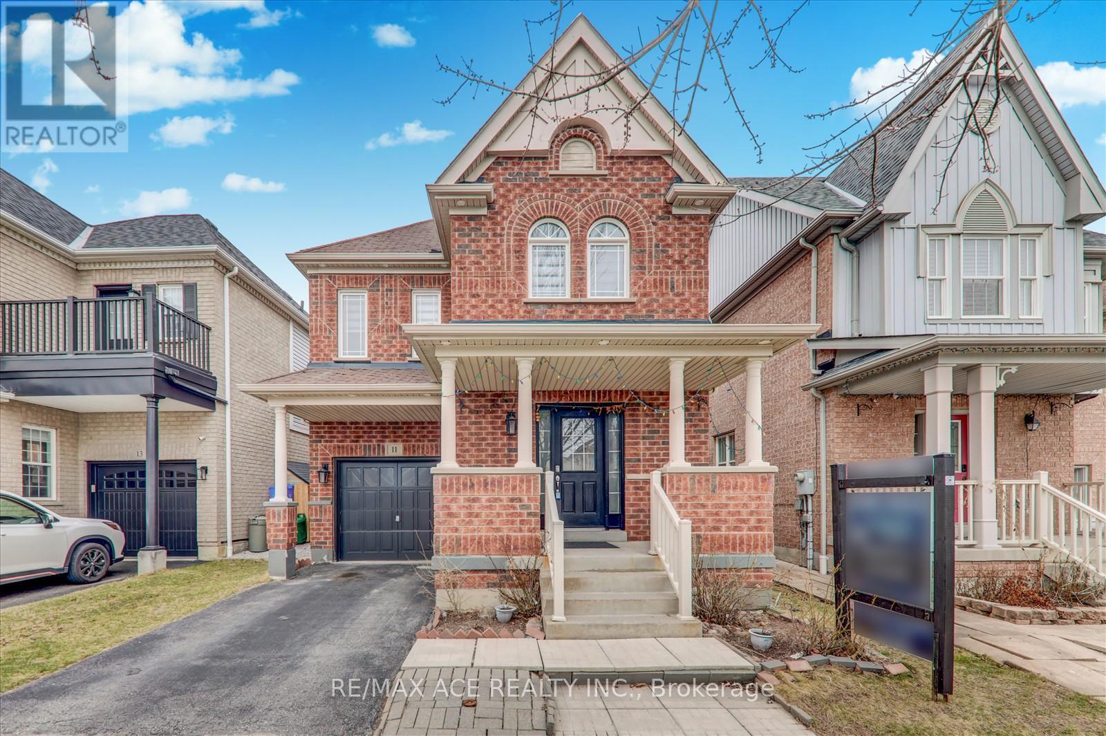 11 MIDDLECOTE DRIVE, Ajax, Ontario
