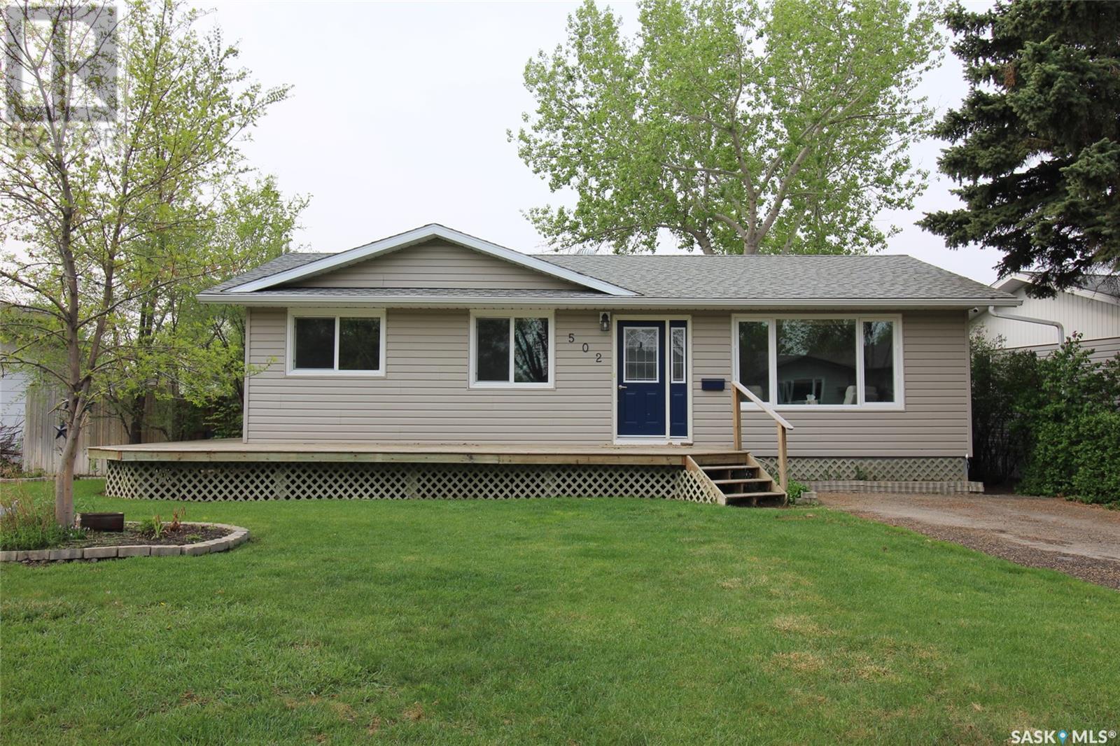 Property at 502 6th AVENUE W image 1