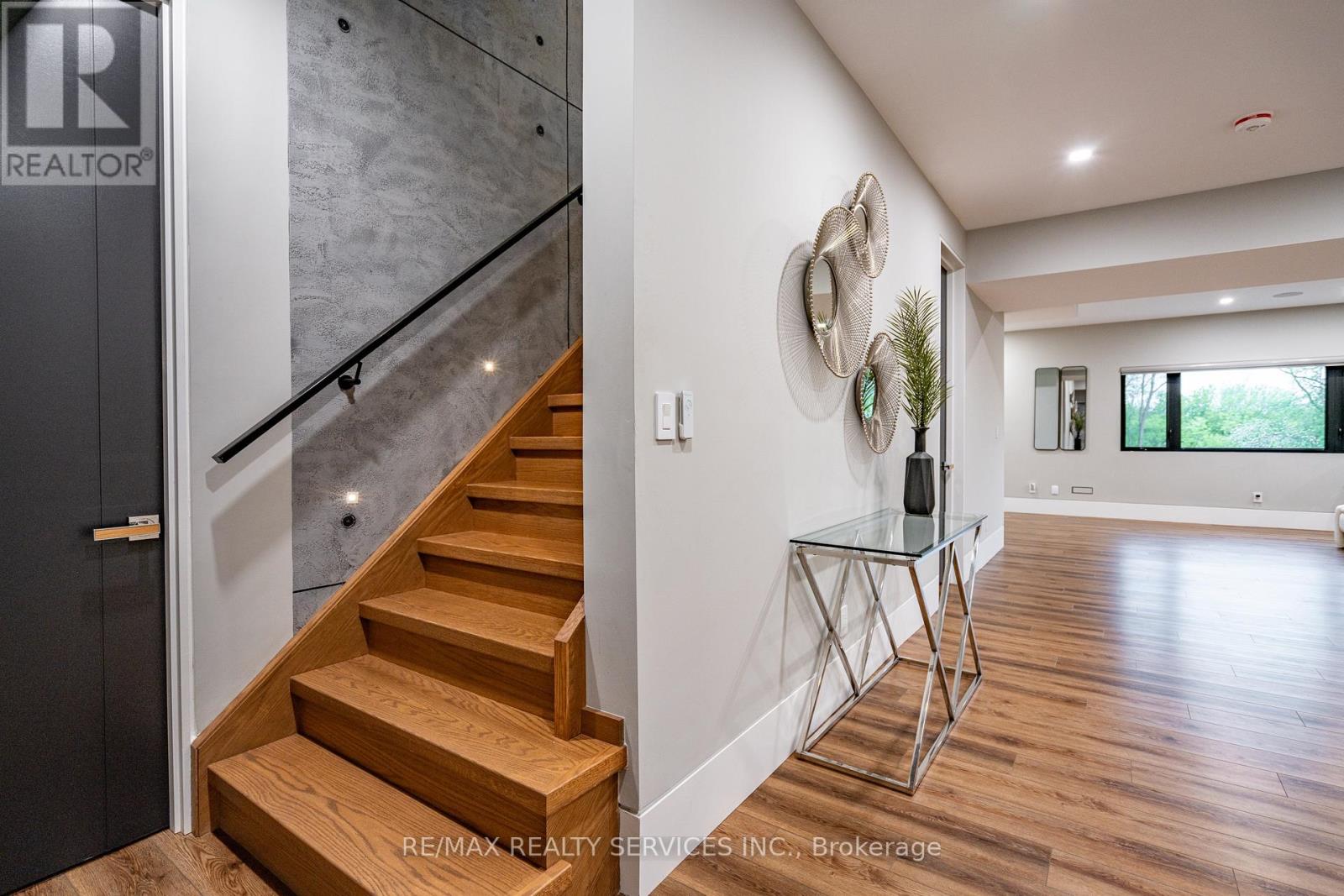 1395 Old Green Lane, East Gwillimbury, Ontario  L9N 0L8 - Photo 38 - N12152481