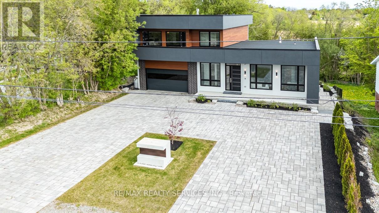 1395 Old Green Lane, East Gwillimbury, Ontario  L9N 0L8 - Photo 4 - N12152481