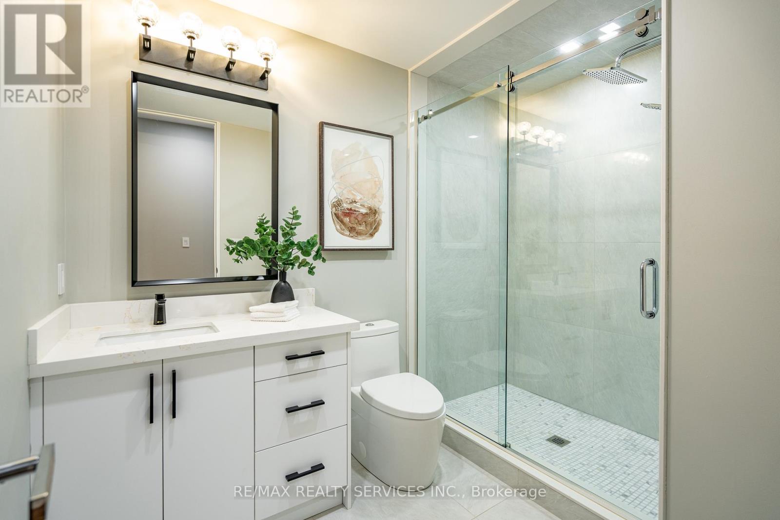 1395 Old Green Lane, East Gwillimbury, Ontario  L9N 0L8 - Photo 45 - N12152481