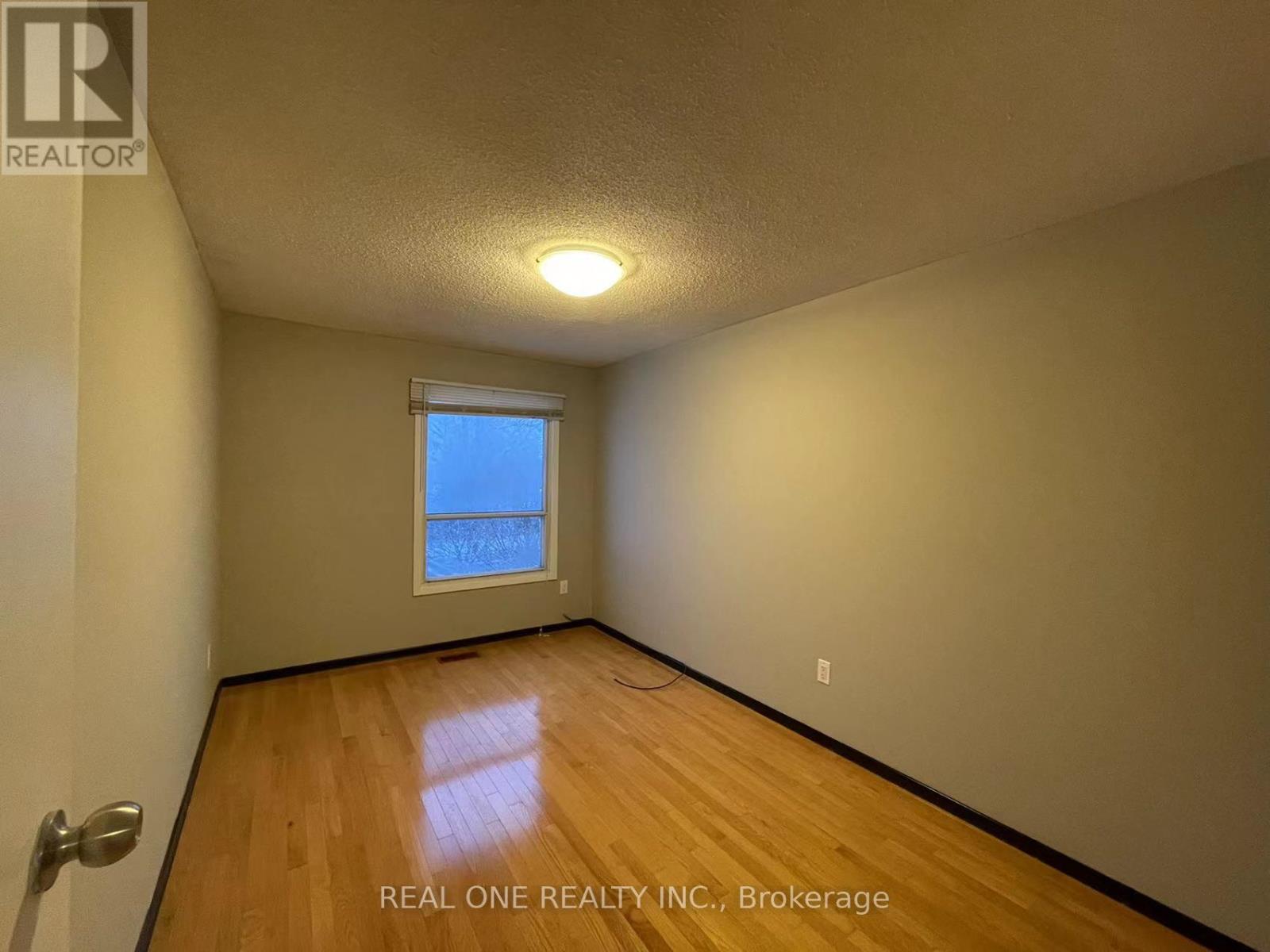 2 Maitland Drive, Markham (Milliken Mills West), Ontario  L3R 4M7 - Photo 10 - N12152497