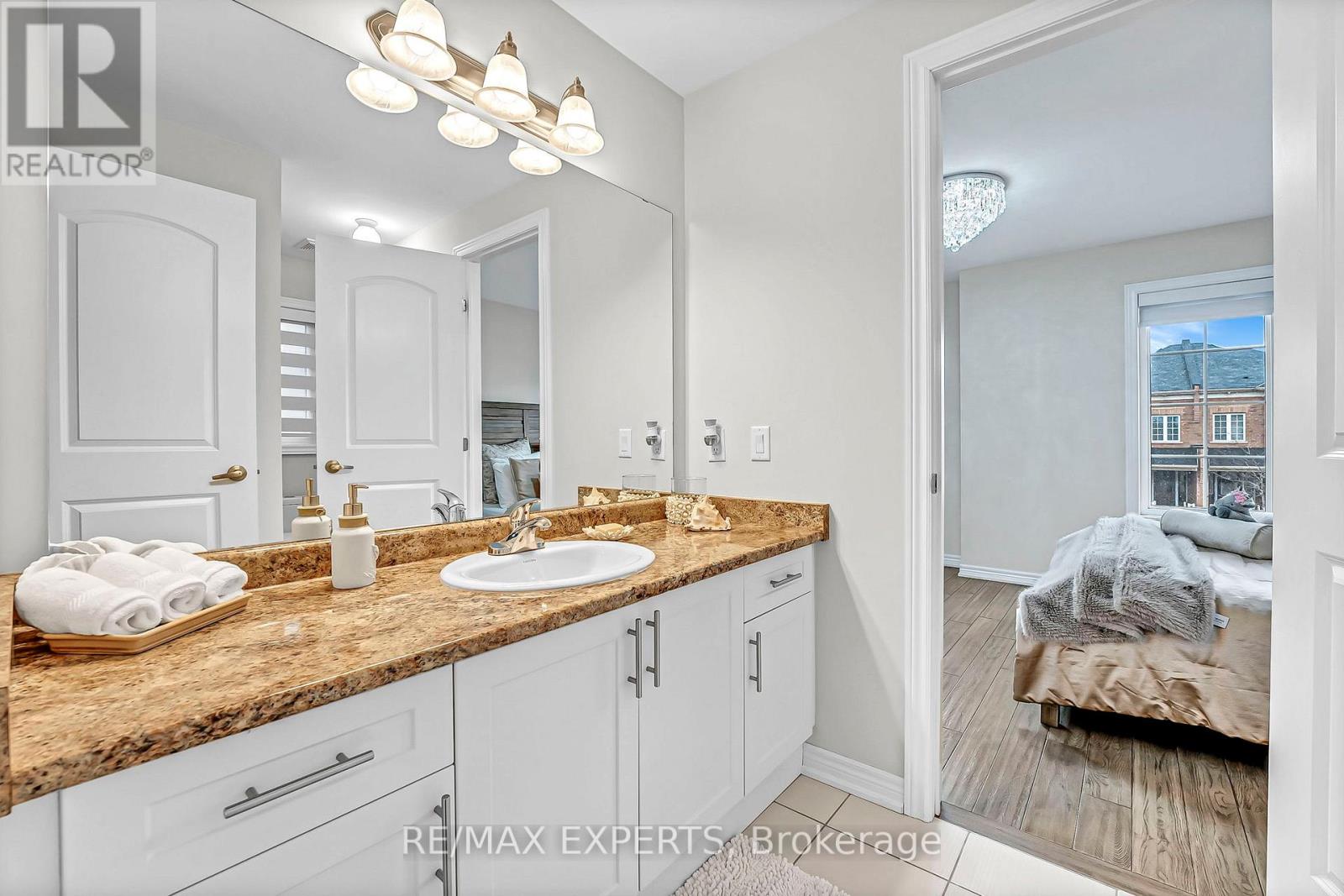 95 Selby Crescent, Bradford West Gwillimbury, Ontario  L3Z 0V3 - Photo 33 - N12152499