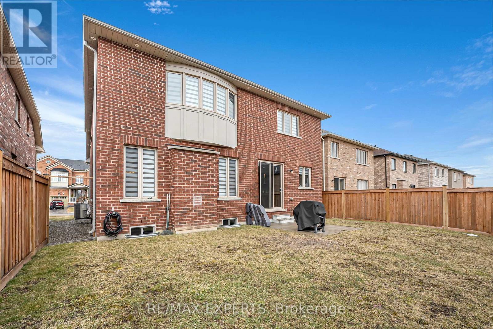 95 Selby Crescent, Bradford West Gwillimbury, Ontario  L3Z 0V3 - Photo 42 - N12152499