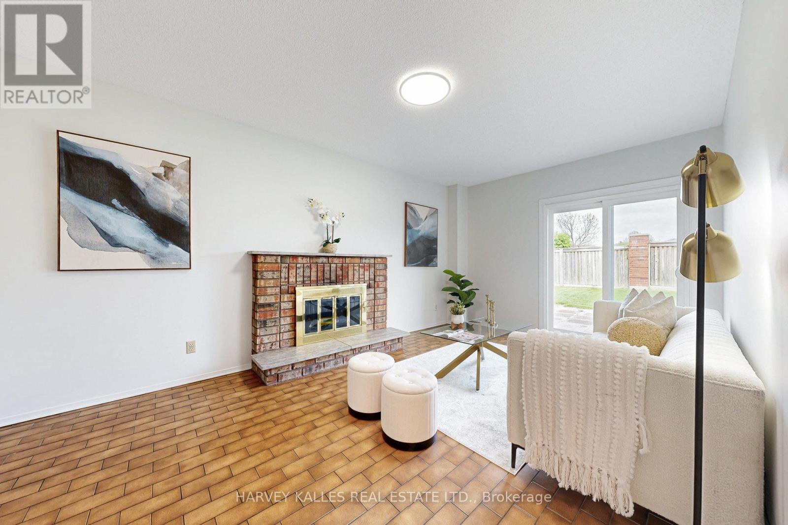 146 Anthony Lane, Vaughan (Glen Shields), Ontario  L4K 3K7 - Photo 8 - N12152505