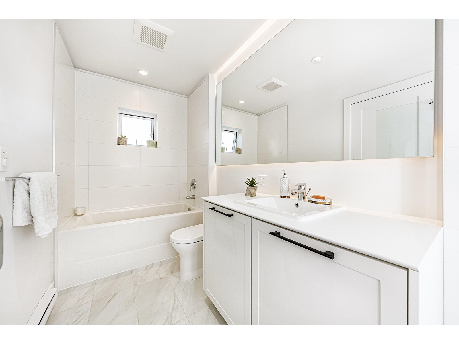 9 14955 101a Avenue, Surrey, British Columbia  V3R 0G1 - Photo 18 - R3003221