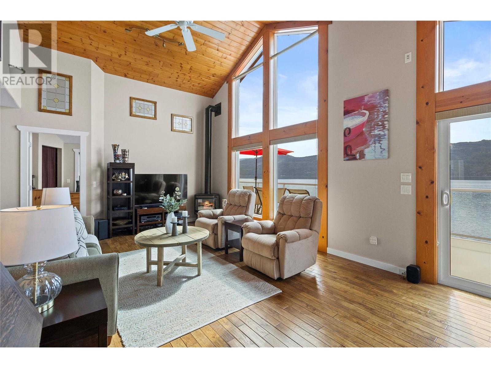 5106 Squilax-Anglemont Road, Celista, British Columbia  V0E 1M6 - Photo 12 - 10342656