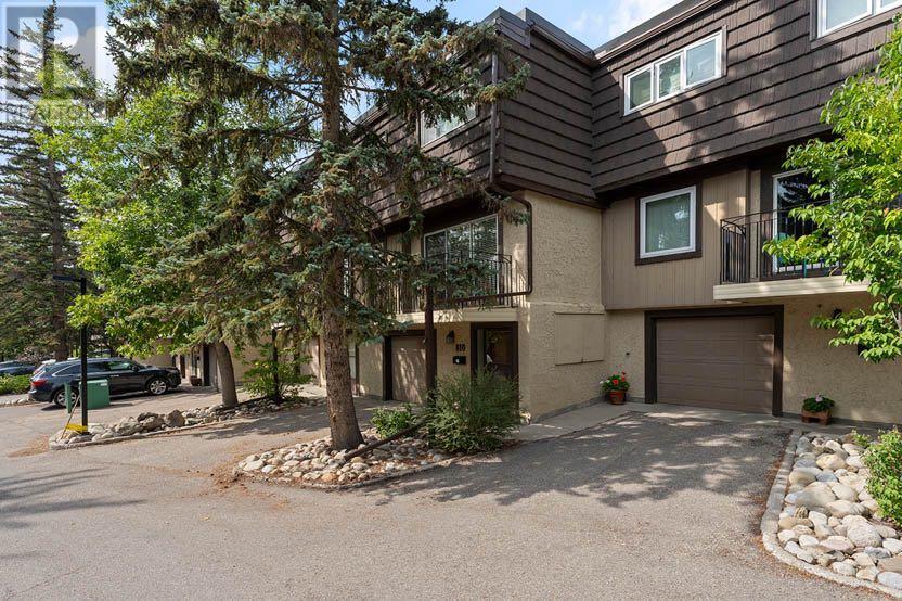 Property at 810, 3130 66 Avenue SW image 2