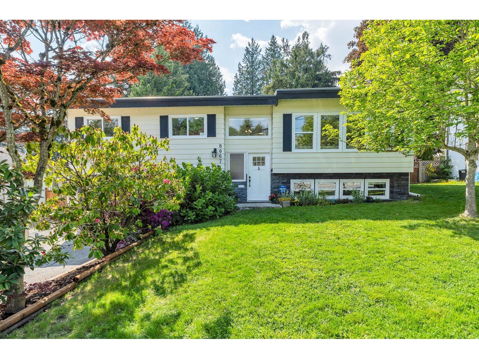 Property at 8067 WAXBERRY CRESCENT image 1
