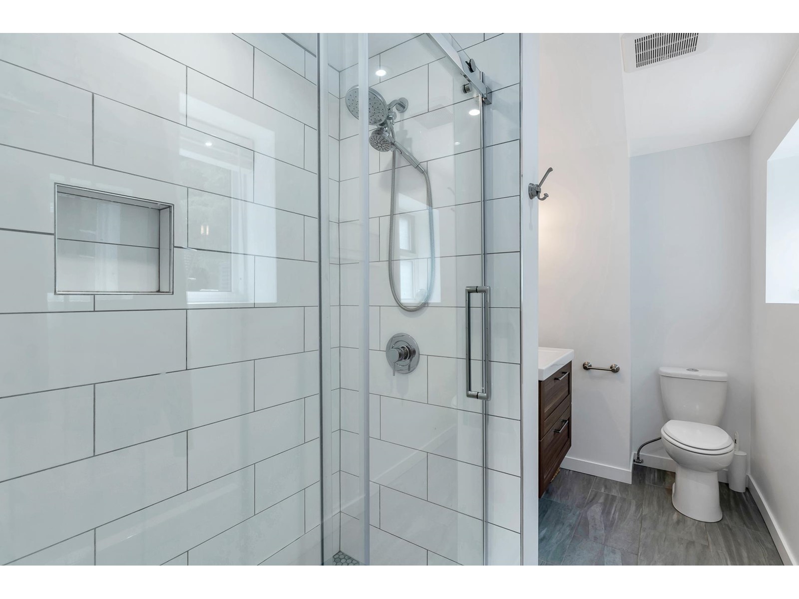 8067 Waxberry Crescent, Mission, British Columbia  V2V 5C3 - Photo 27 - R3002314