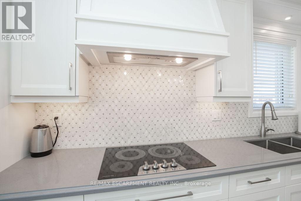 4 - 107 Main Street E, Grimsby, Ontario  L3M 1N6 - Photo 10 - X12152448