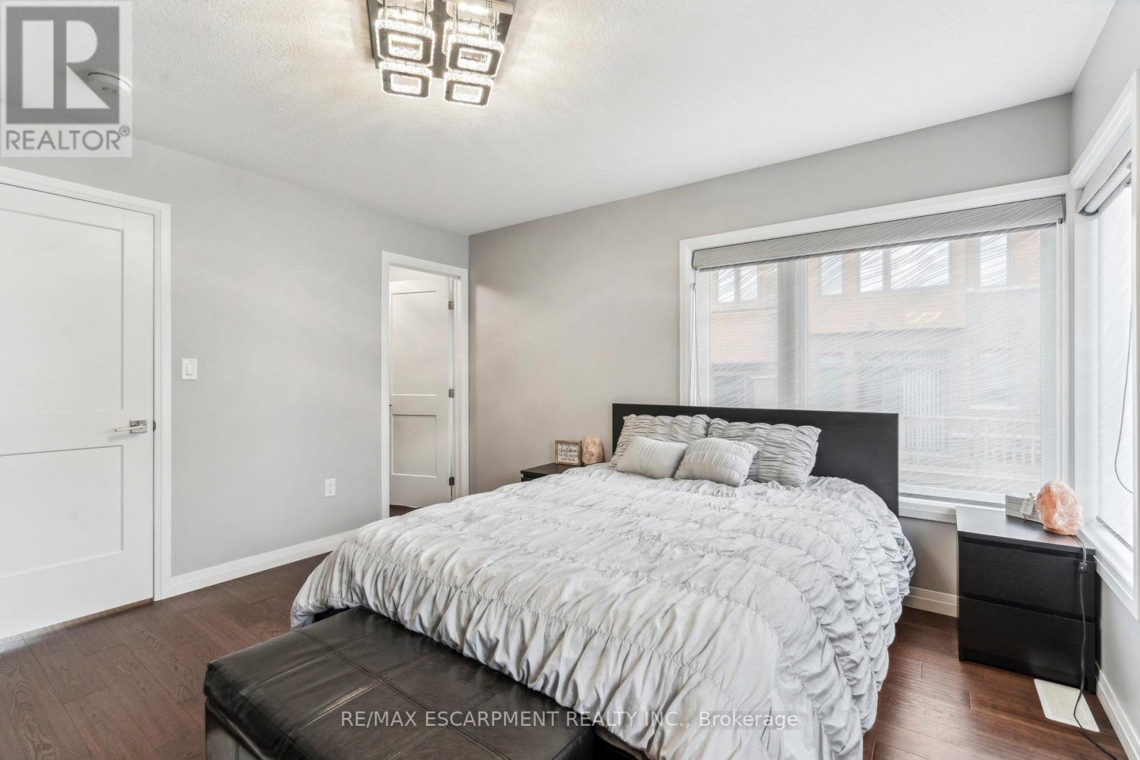 305 - 30 Times Square Boulevard, Hamilton (Stoney Creek), Ontario  L8J 0M1 - Photo 23 - X12152460