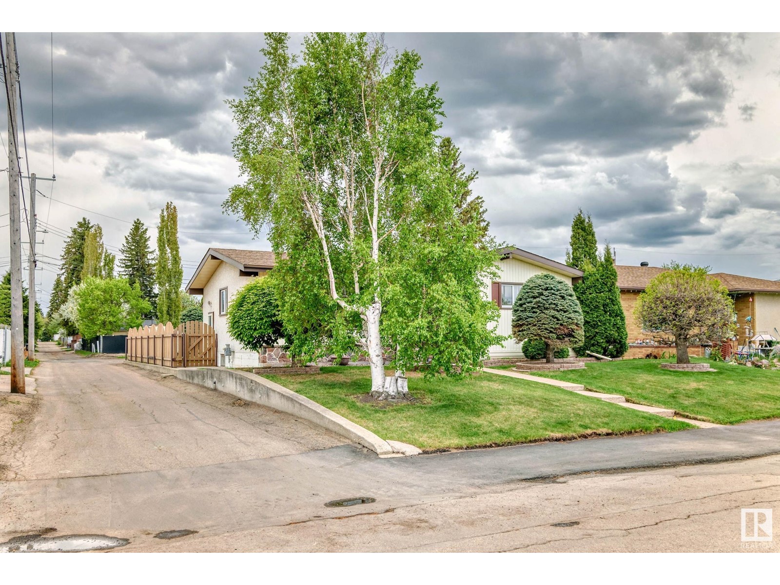 5207 91 Av Nw, Edmonton, Alberta  T6B 0R3 - Photo 61 - E4436746